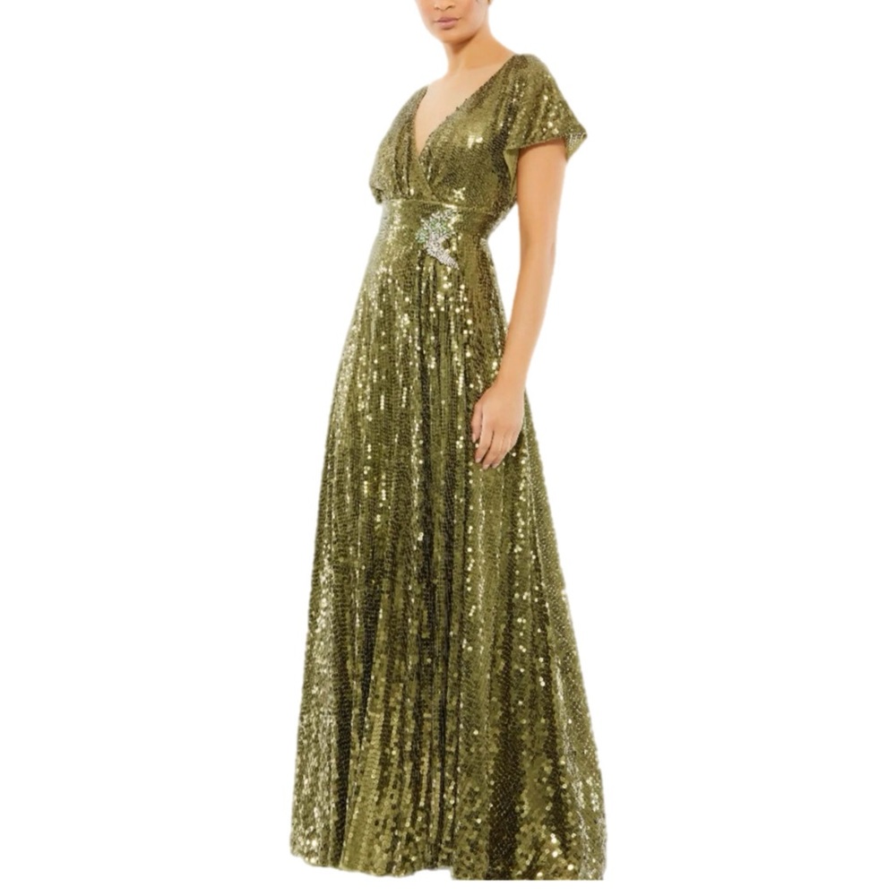 NWT Mac Duggal Olive Green Sequin Butterfly Sleeve Wrap Line Gown $398 MSRP